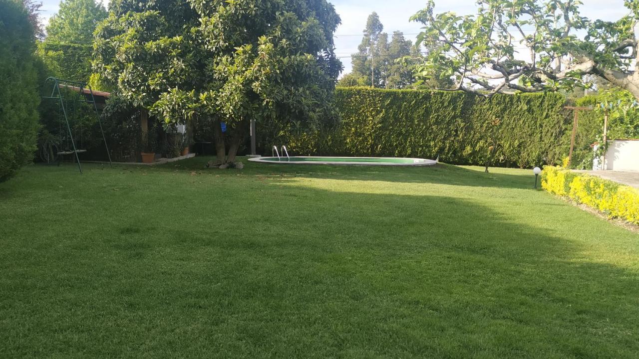 Casa De Marlaes Villa Lousada Esterno foto