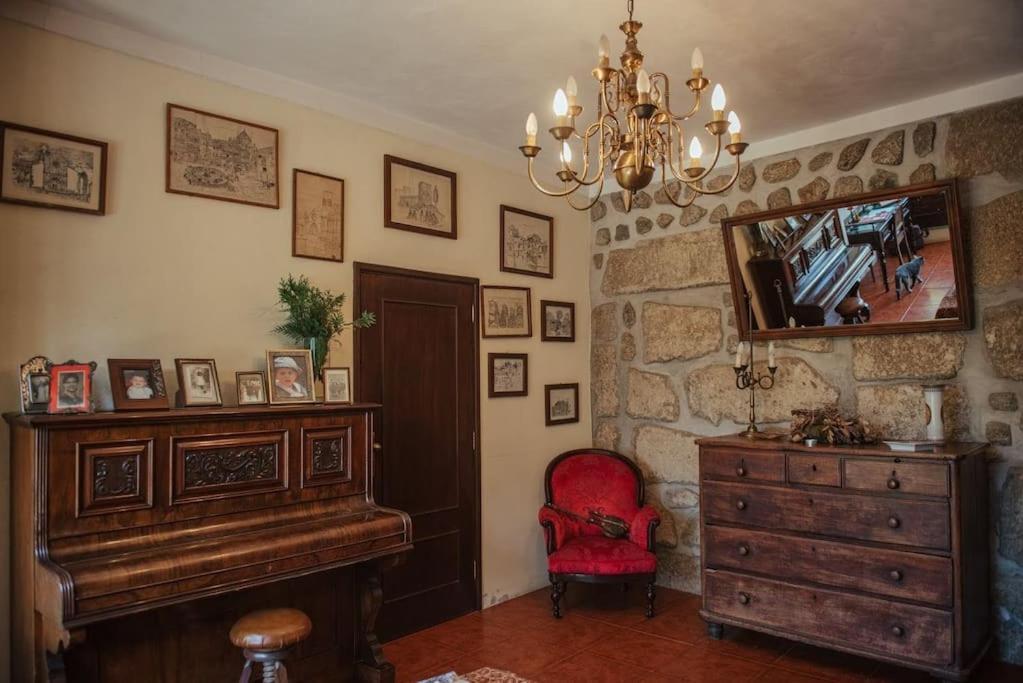 Casa De Marlaes Villa Lousada Esterno foto