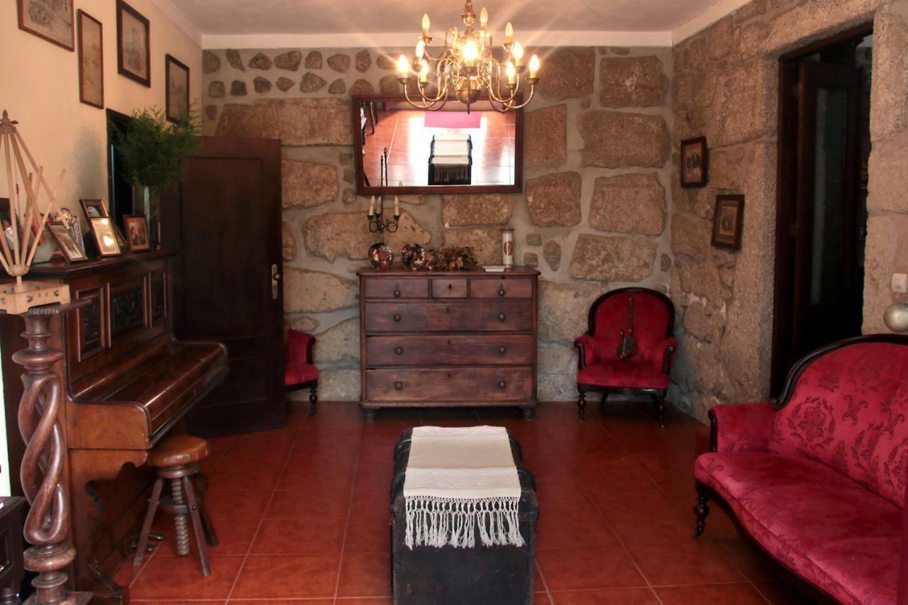 Casa De Marlaes Villa Lousada Esterno foto